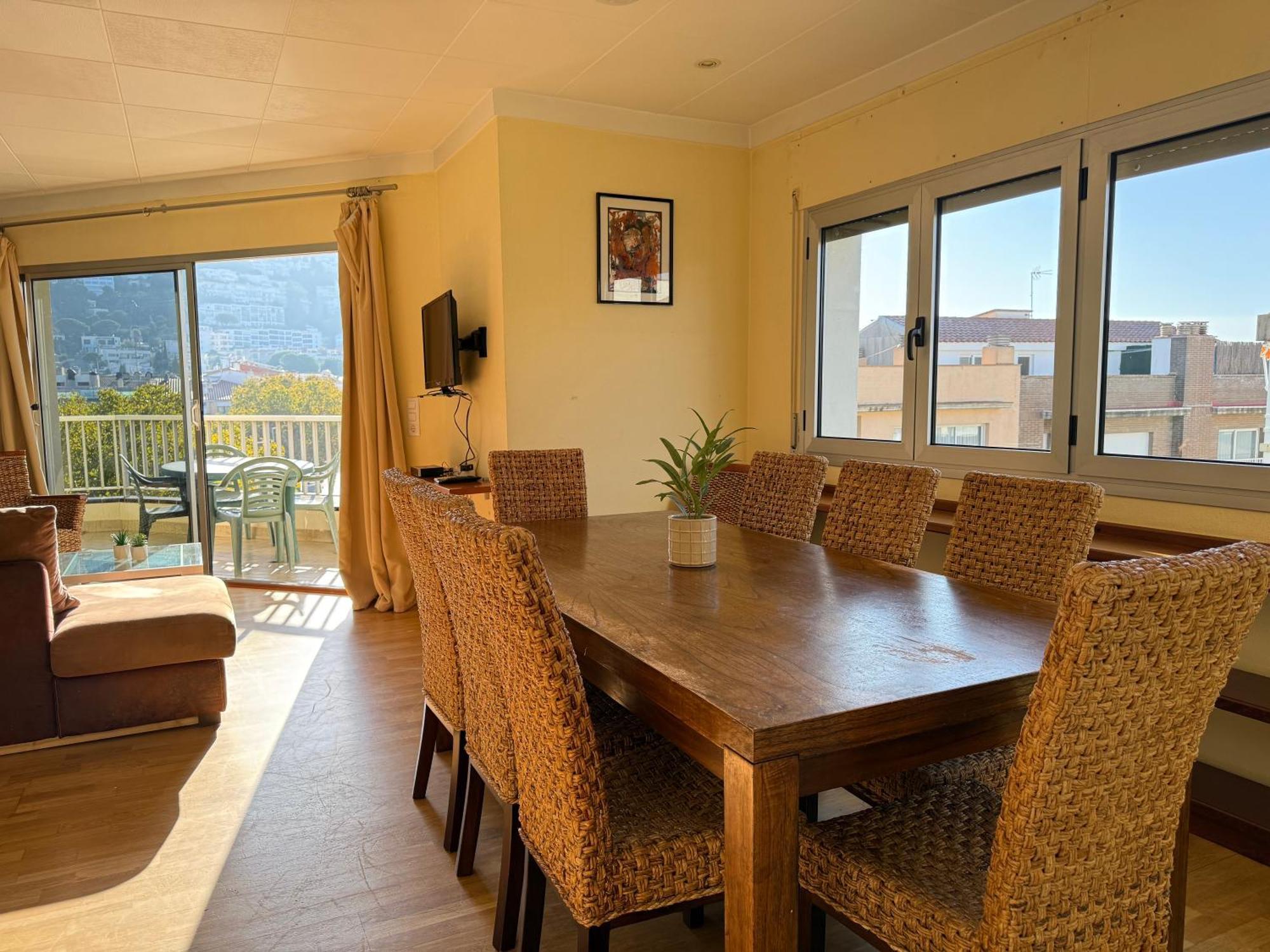 Agi Peater Center Apartment Roses Exterior photo