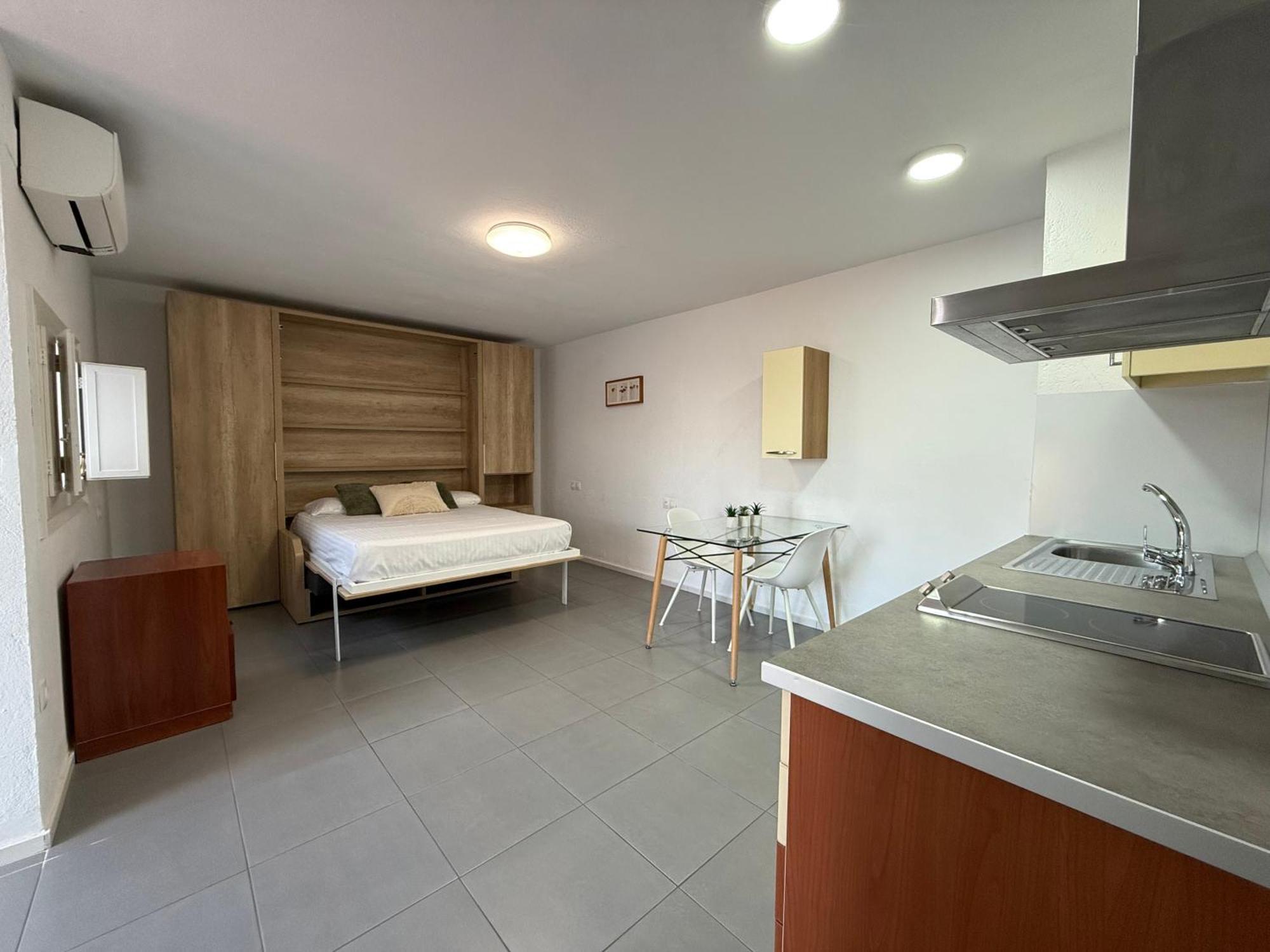 Agi Peater Center Apartment Roses Exterior photo